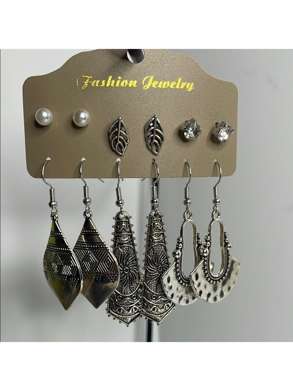 Silver Fashion Jewelry Earring Set